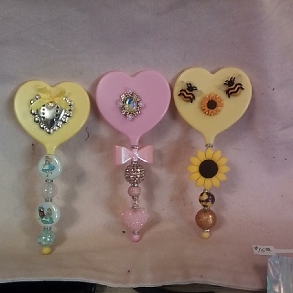 Other - Kids Heart-Shaped Decorative Mirror - Pink & Yellow